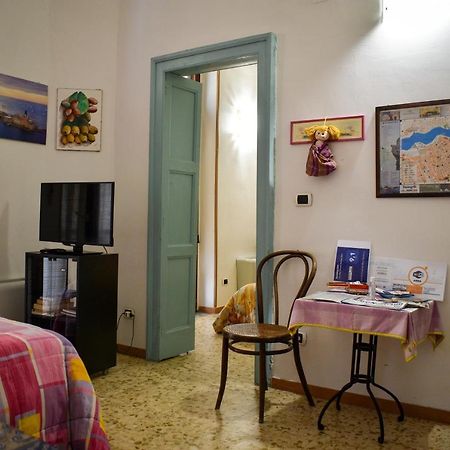 Bed & Breakfast Mare Nostrum Бриндизи Экстерьер фото